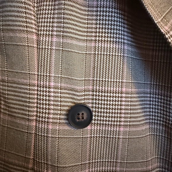 Avec Les Filles Plaid Double-Breasted Trench Coat in pink, Tan and Brown - Picture 3 of 4